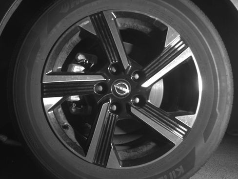 Used 2025 Nissan Sentra SV image 12