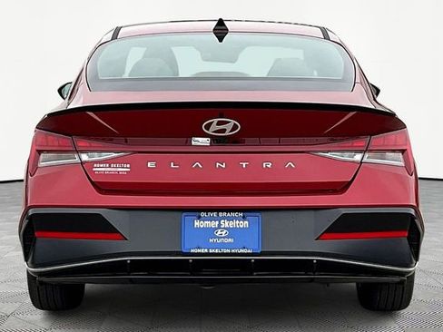 New 2026 Hyundai Elantra SEL Sport Premium FWD image 4