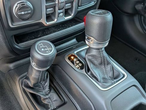 New 2026 Jeep Gladiator Sport AWD/4WD image 28
