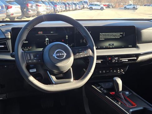 New 2026 Nissan Kicks SR w/ Cold Weather Package image 21