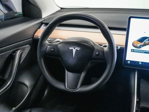 Used 2020 Tesla Model 3 RWD image 14