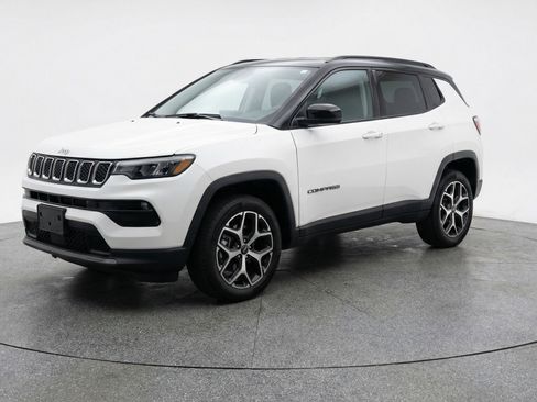 Used 2025 Jeep Compass Limited AWD/4WD image 3