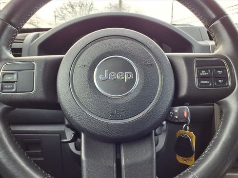 Used 2012 Jeep Liberty Sport w/ Popular Equipment Group image 11