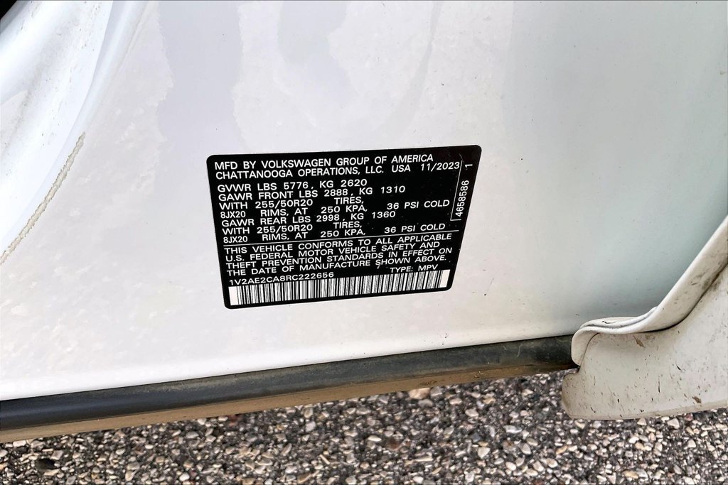 Used 2024 Volkswagen Atlas Cross Sport SEL R-Line AWD/4WD image 5