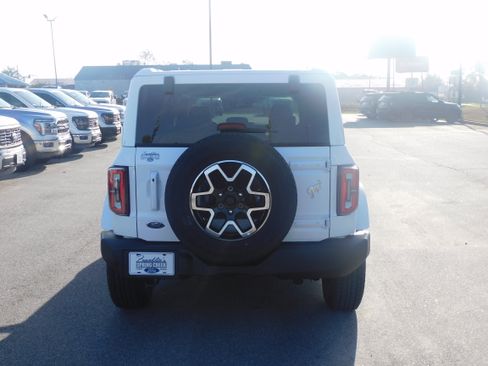 New 2025 Ford Bronco Outer Banks image 6