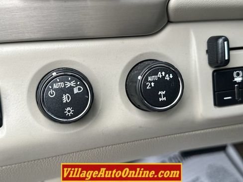 Used 2018 GMC Yukon Denali w/ Open Road Package AWD/4WD image 20
