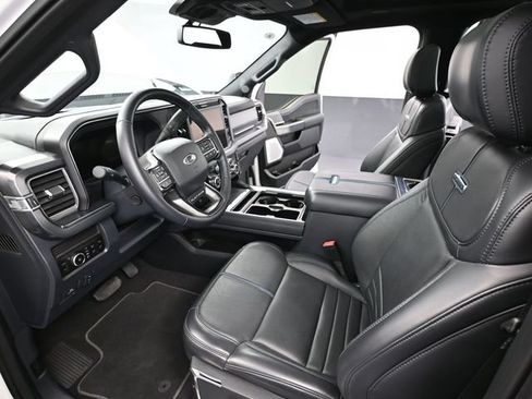 Used 2025 Ford F250 Platinum AWD/4WD image 24