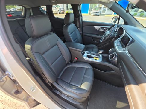 Used 2022 Chevrolet Blazer LT AWD/4WD image 12