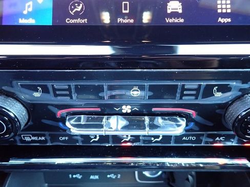 New 2025 Jeep Grand Cherokee L Limited image 18