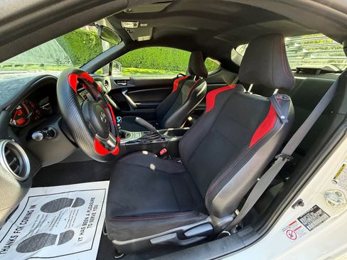 Used 2013 Scion FR-S RWD image 19