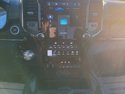 Used 2024 RAM 1500 Limited image 11