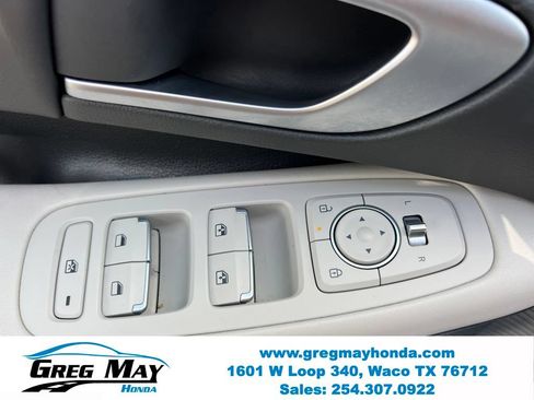 Used 2025 Hyundai Sonata SEL FWD image 21