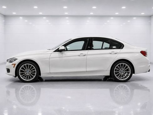 Used 2015 BMW 328i xDrive Sedan AWD/4WD image 2