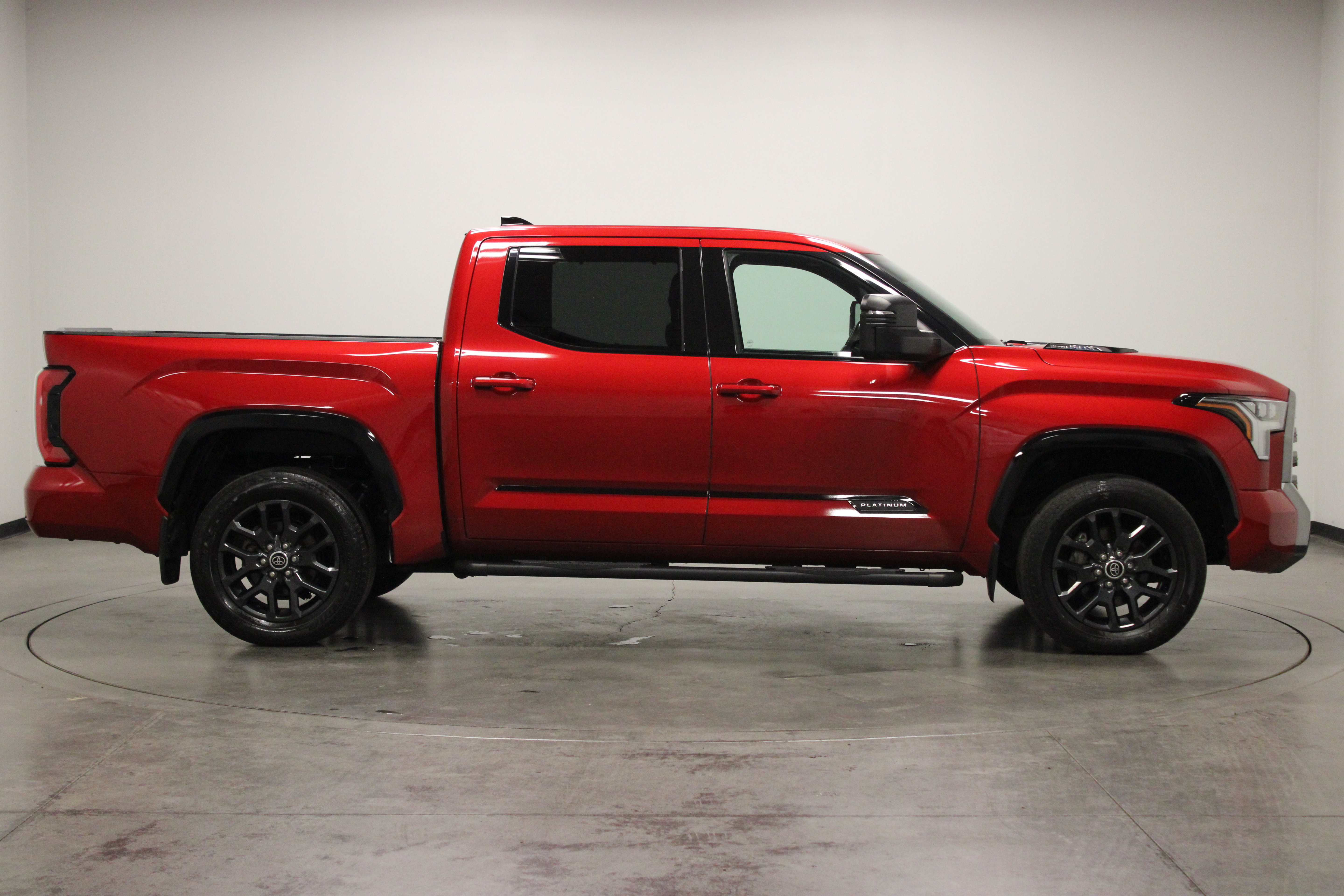 Used 2023 Toyota Tundra Platinum AWD/4WD image 9