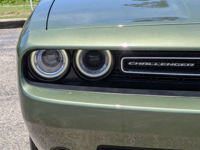 Used 2023 Dodge Challenger SXT RWD image 10