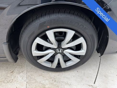 Used 2024 Honda Civic LX image 12