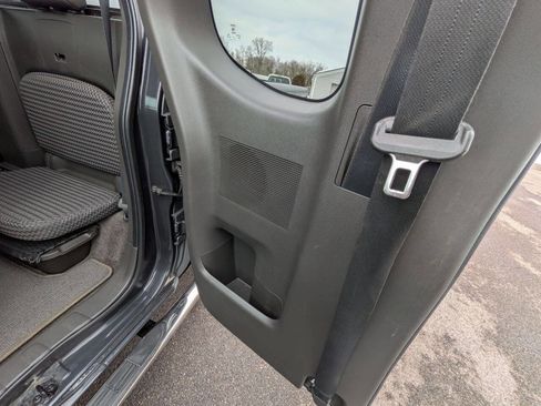 Used 2010 Nissan Frontier SE w/ SE Value Truck Pkg image 23