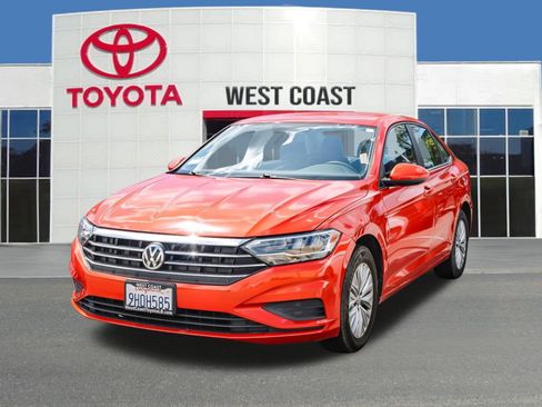 Used 2019 Volkswagen Jetta S w/ Driver Assistance Package FWD image 1