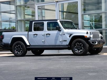 Used 2023 Jeep Gladiator Sport