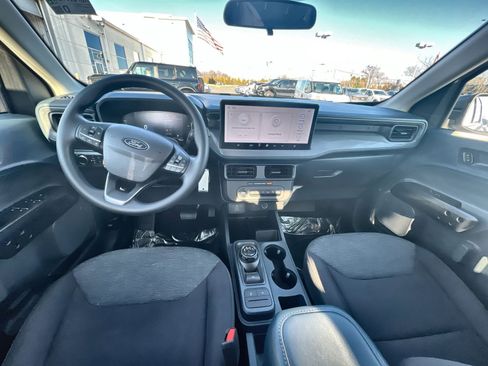 Certified 2025 Ford Maverick XL w/ Equipment Group 102A image 22