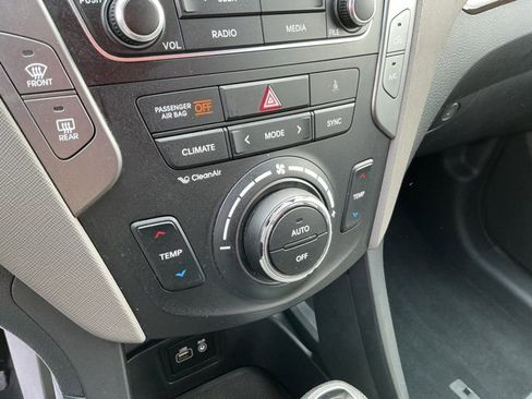 Used 2018 Hyundai Santa Fe Sport w/ 2.4L Value Package 02 image 23