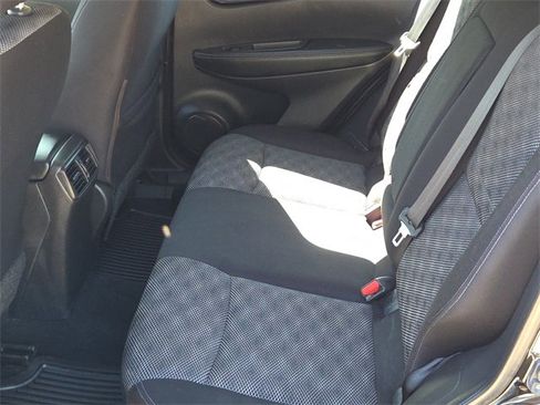 Used 2019 Nissan Rogue Sport SV image 14