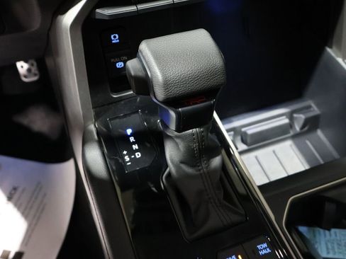 Used 2024 Toyota Tundra Limited image 30