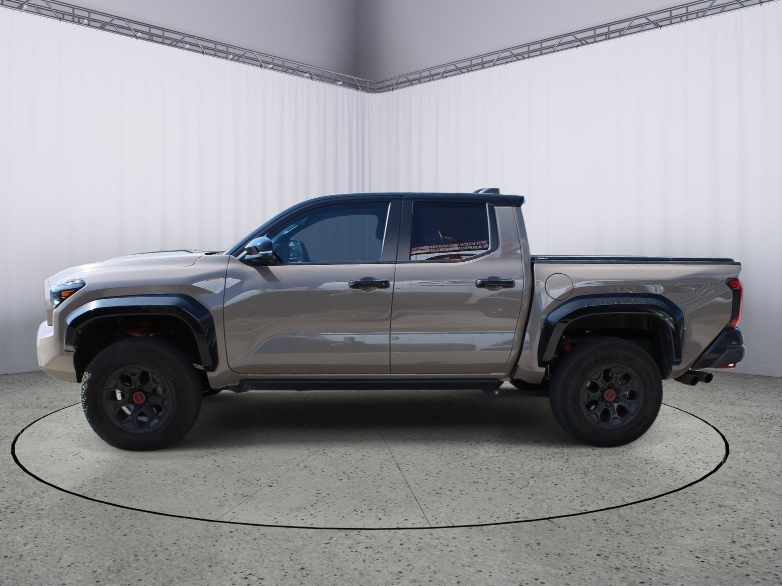 Used 2025 Toyota Tacoma TRD Pro w/ Tow Tech Package AWD/4WD image 4