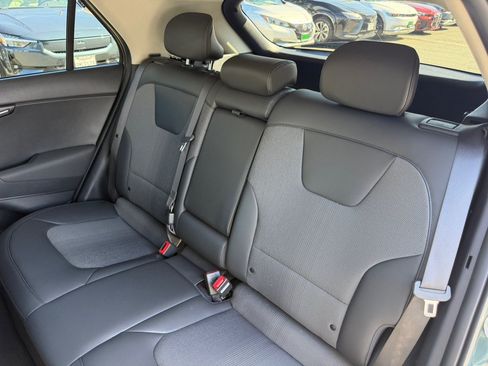Used 2024 Kia Niro Wind FWD image 44