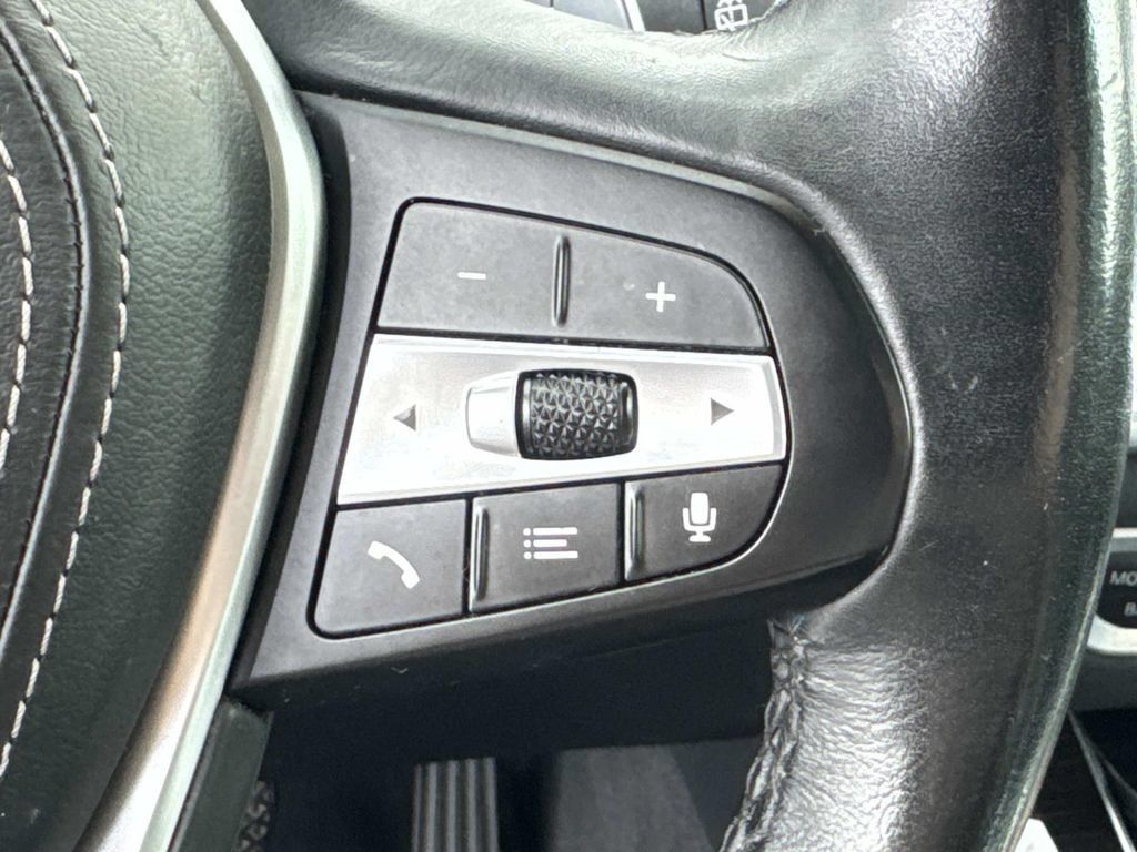 Used 2019 BMW X5 xDrive40i w/ Convenience Package AWD/4WD image 26