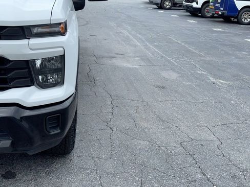 Used 2024 Chevrolet Silverado 2500 Custom w/ Custom Convenience Package RWD image 10