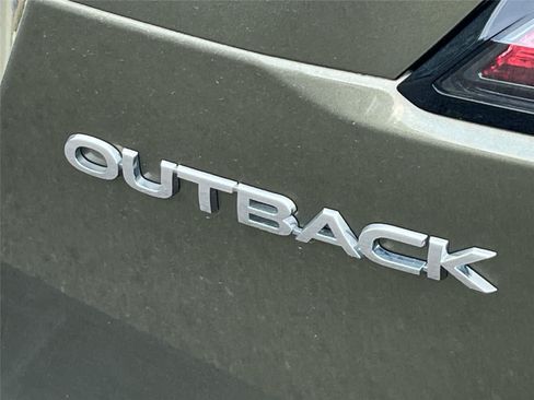 Used 2021 Subaru Outback Limited w/ Popular Package #2 AWD/4WD image 7