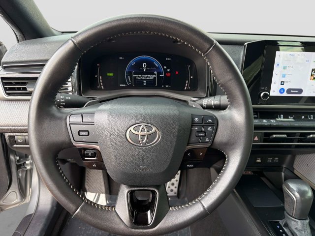 Used 2025 Toyota Camry SE w/ Convenience Package FWD image 23