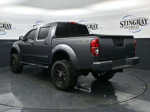 Used 2020 Nissan Frontier SV w/ Midnight Edition Floor Mats AWD/4WD image 5