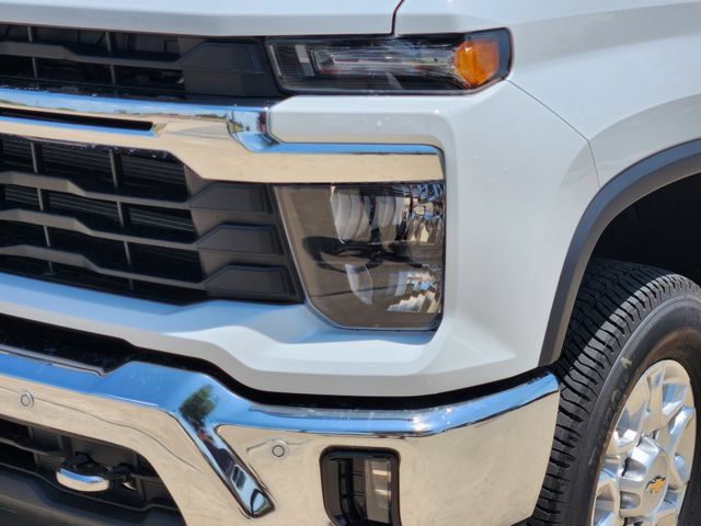 New 2026 Chevrolet Silverado 2500 LT w/ Texas Edition AWD/4WD image 17