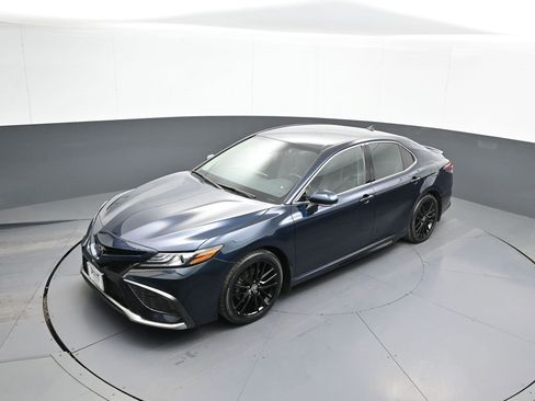 Certified 2021 Toyota Camry XSE image 34