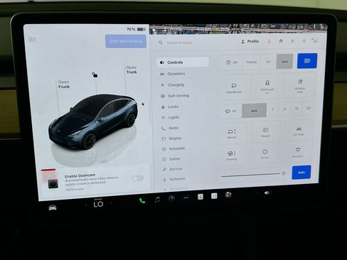 Used 2024 Tesla Model Y Long Range AWD/4WD image 32
