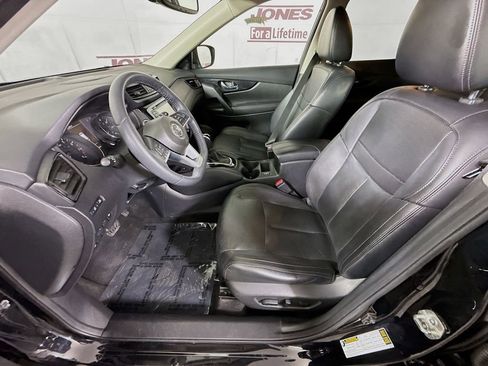 Used 2019 Nissan Rogue SL w/ Premium Package AWD/4WD image 26