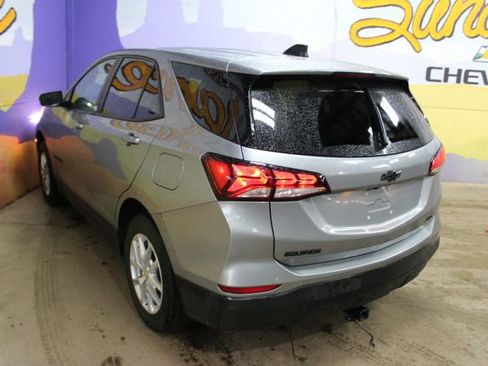 Used 2023 Chevrolet Equinox LS AWD/4WD image 6