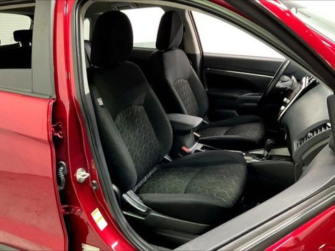 Used 2023 Mitsubishi Outlander Sport LE image 7