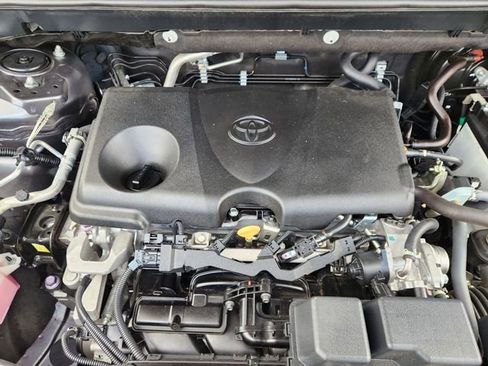 Used 2024 Toyota RAV4 XLE w/ Convenience Package image 22