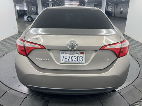 Used 2014 Toyota Corolla LE image 7