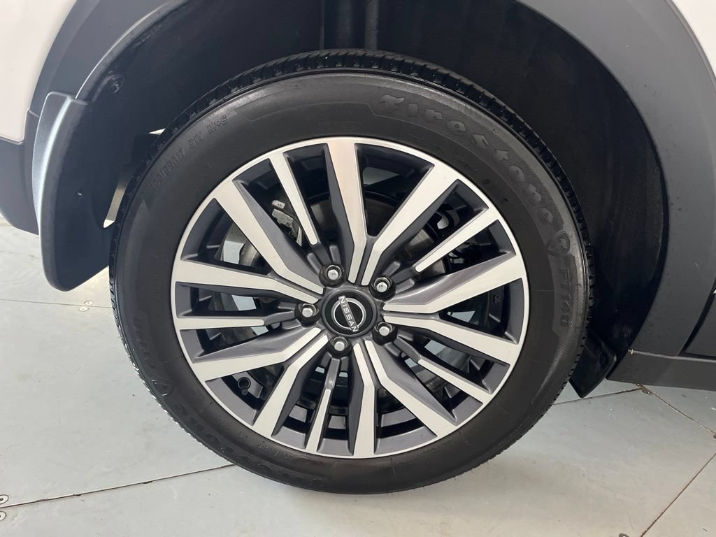 Used 2024 Nissan Kicks SV FWD image 16