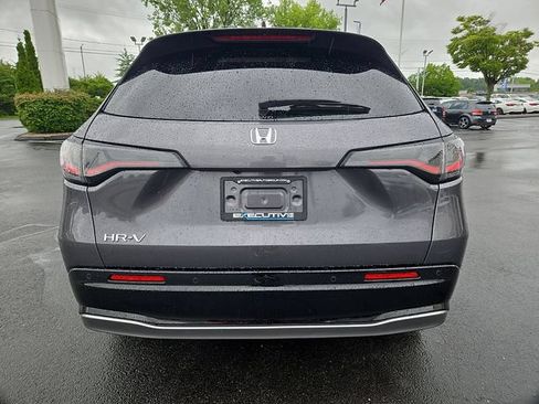 Used 2025 Honda HR-V EX-L image 5
