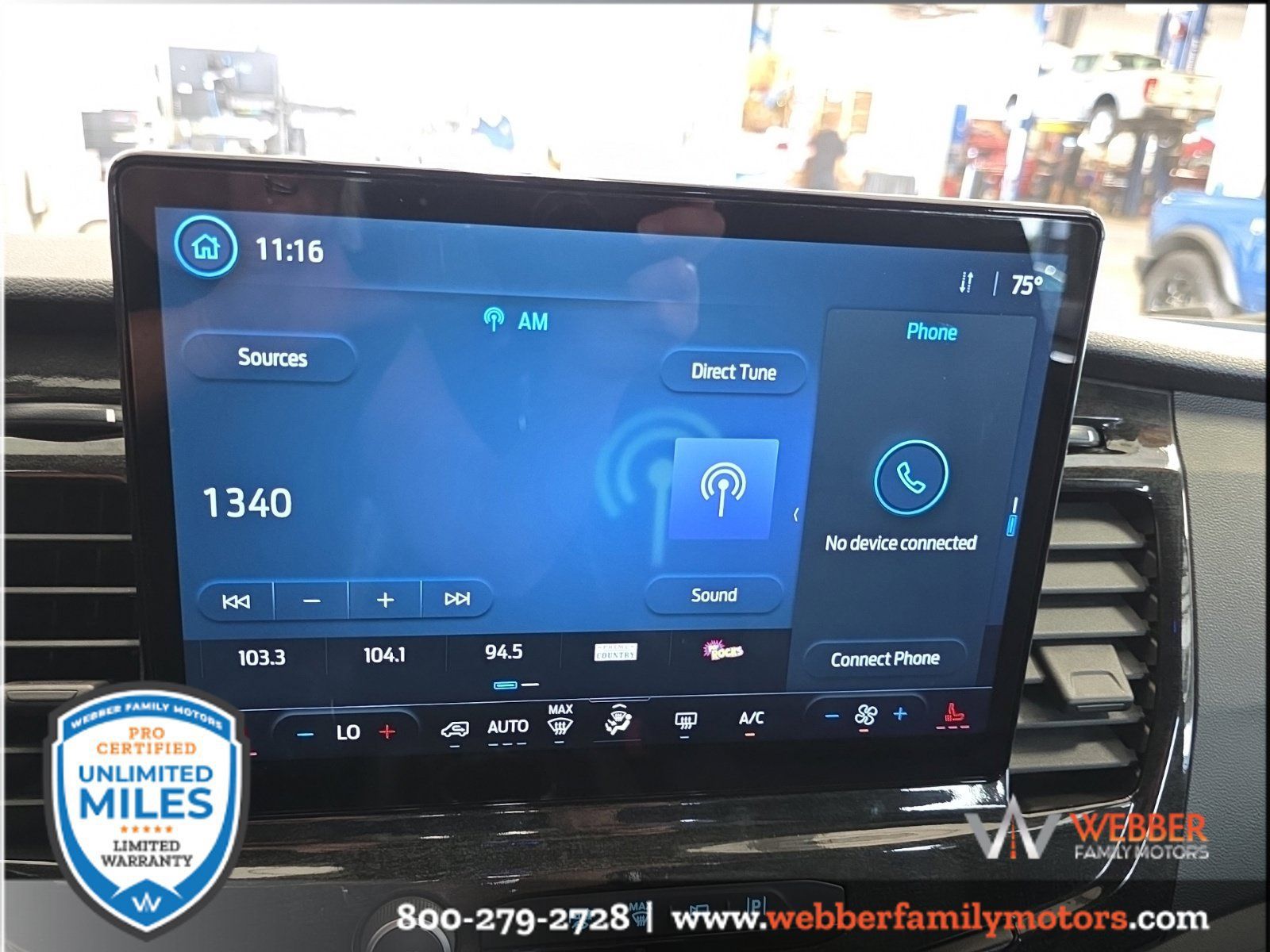 Used 2022 Ford Transit 150 Low Roof AWD image 38