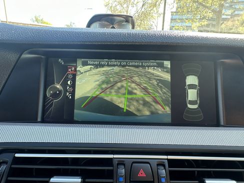 Used 2013 BMW M5 RWD image 27