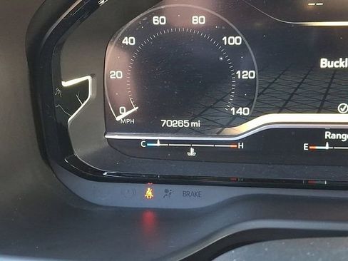 Used 2023 GMC Yukon Denali Ultimate image 22