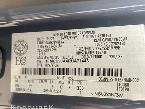 Used 2024 Ford Escape Platinum image 26