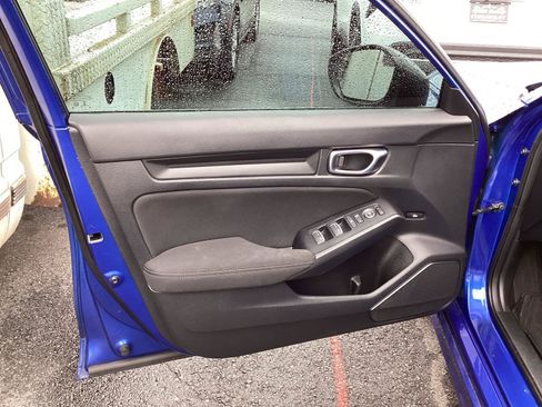 Used 2022 Honda Civic Sport image 10