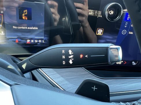 New 2026 Chevrolet Suburban LT w/ Comfort Package image 24